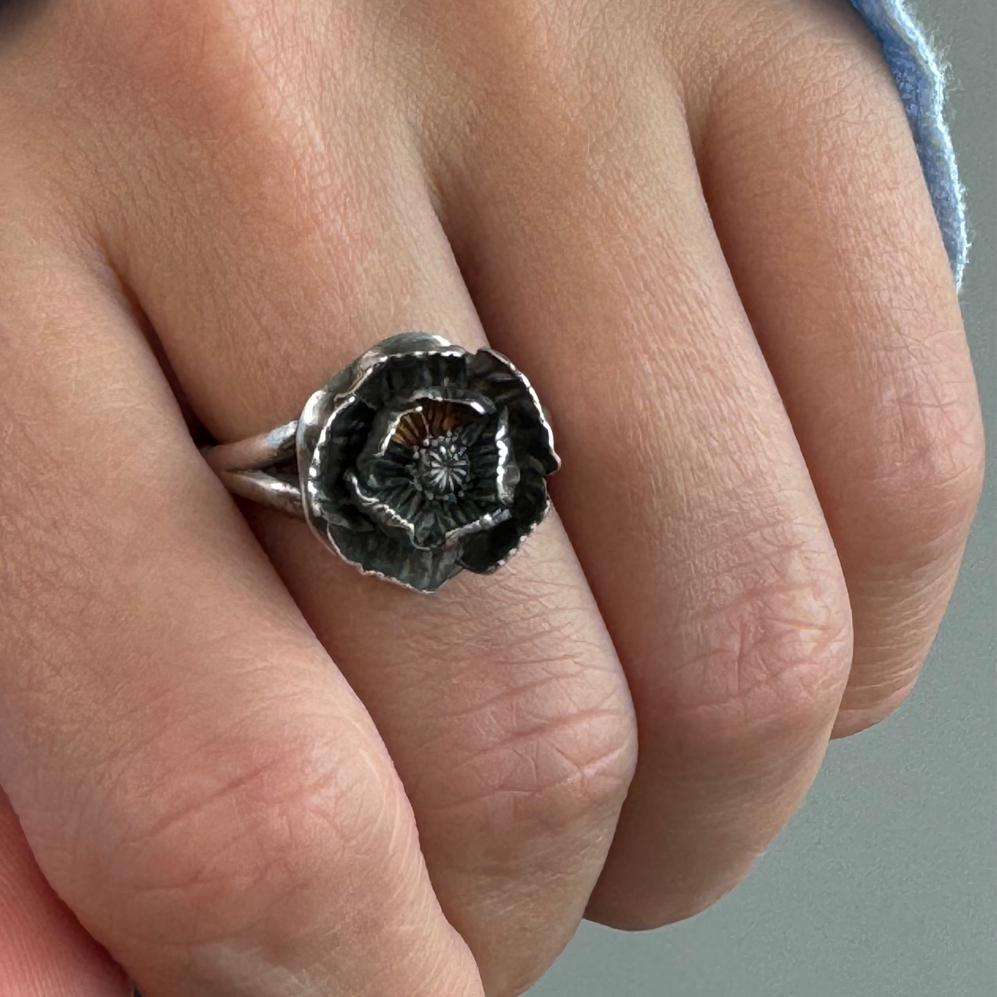 Poppy ring