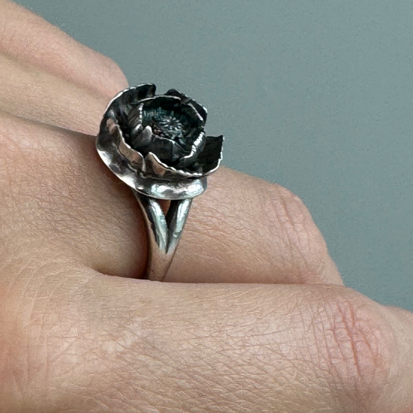 Poppy ring