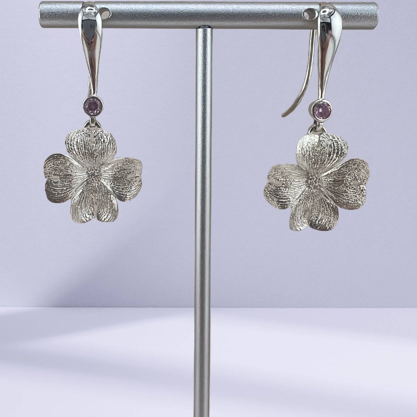 Clovers with stones